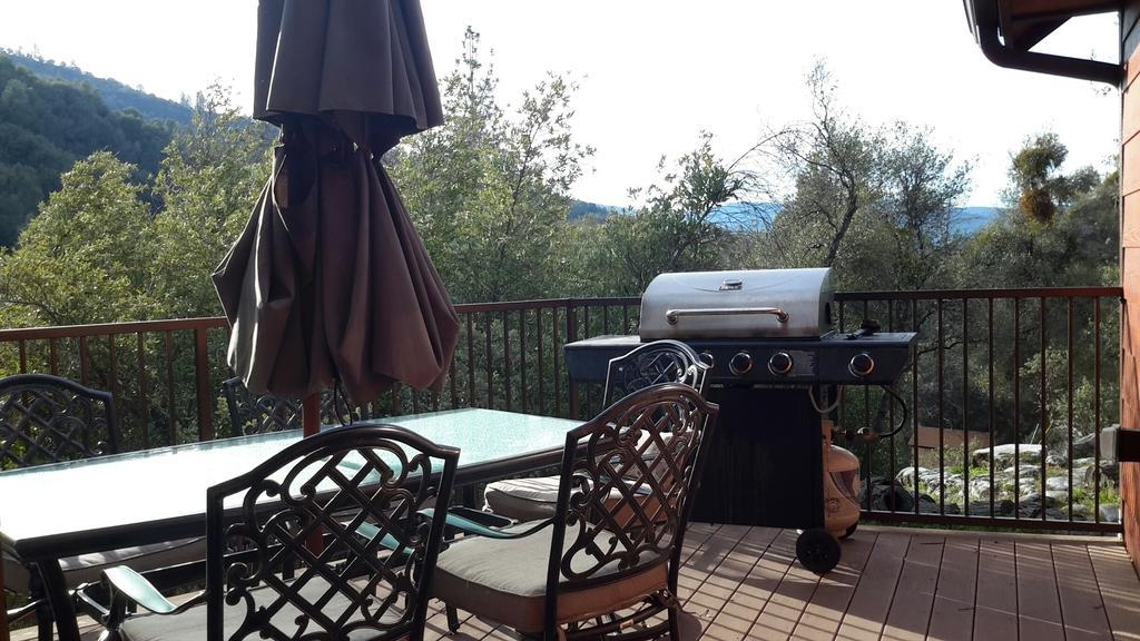 Riverfront Property With Waterfalls Near Yosemite And Bass Lake Oakhurst Habitación foto